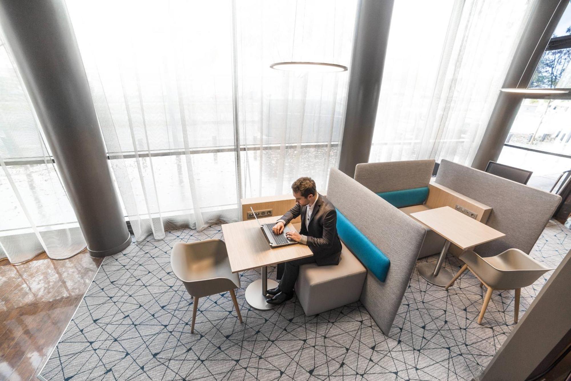 Courtyard By Marriott Paris La Defense West - Colombes Hotel Colombes  Bagian luar foto