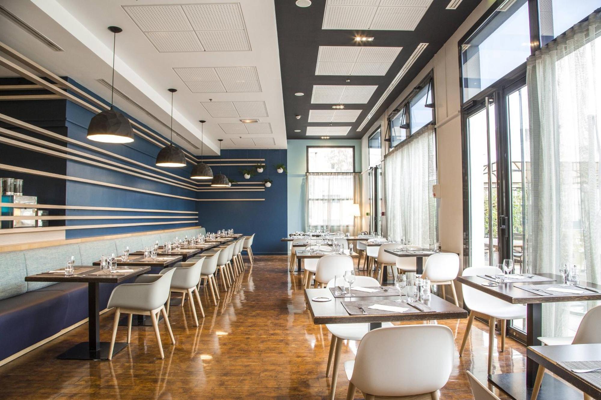 Courtyard By Marriott Paris La Defense West - Colombes Hotel Colombes  Bagian luar foto
